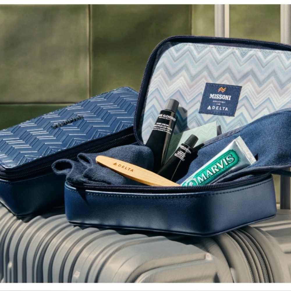 Sealed- NEW  Delta One  Travel Amenity Kit ~ Missoni